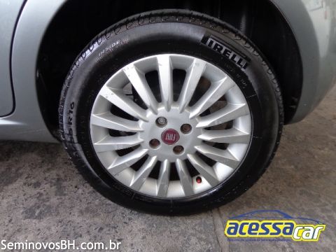 fiat-punto-2010-2010-2321902-510233dfb82693adbb807973a394ec0f6d51