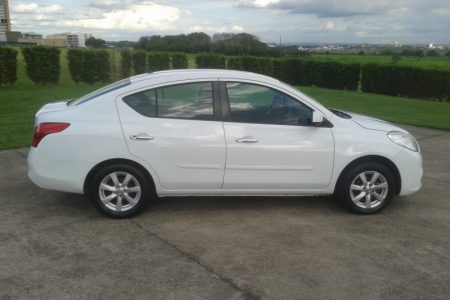 nissan versa 01