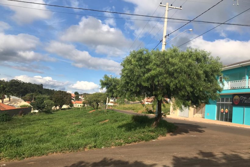 Terrenos em Pardinho 3