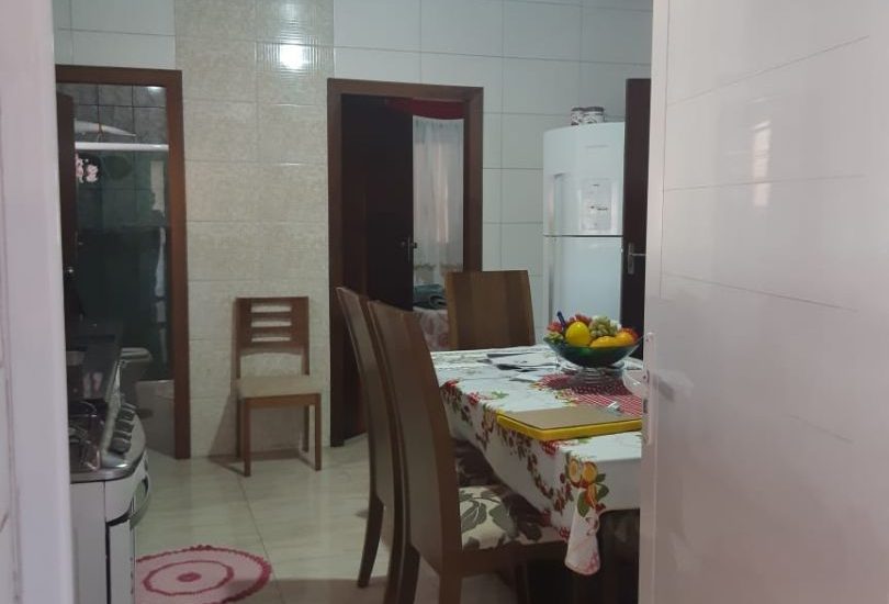 Casa em Pardinho Centro R$350.000,00 Aceita permuta por imovel até R$200.000,00 4