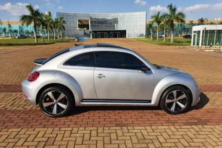 VOLKSWAGEN FUSCA 2.0 TSI 16V GASOLINA 2P AUTOMATICO 2