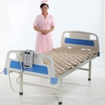 Colchão Pneumático Hospitalar Anti Escaras Massageador 110v Dellamed Air Bio