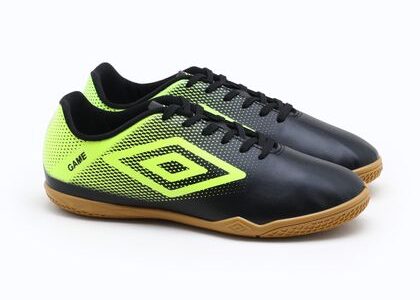 Chuteira Futsal Umbro Game Preta