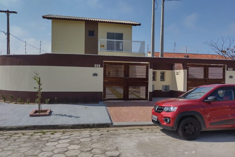 Casa no Jardim Lindomar em Itanhaém-2