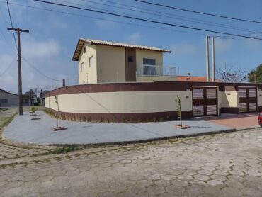 Casa no Jardim Lindomar em Itanhaém-0