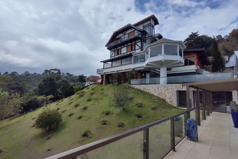 EXCLUSIVE VILLA IN THE SERRA DA MANTIQUEIRA 1