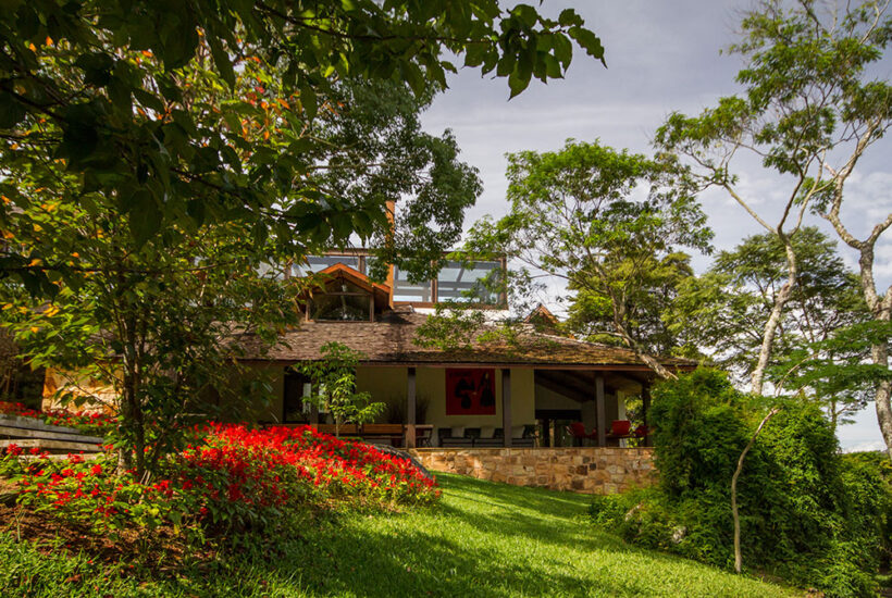 IMÓVEL DE ALTO PADRÃO NA SERRA DA MANTIQUEIRA COM 3.200 M² DE ÁREA ÚTIL E 150.000 M² DE TERRENO 018