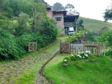 SÍTIO RURAL COM 6000 M² DE TERRENO ENTRE CUNHA E PARATY 00